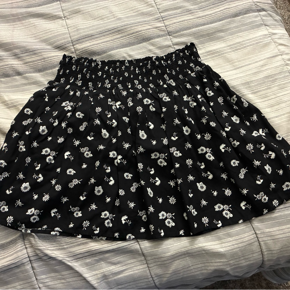 C. Wonder Black and White Floral Skater Skirt